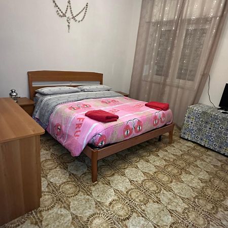 B&B Mageva Napoli Bagian luar foto