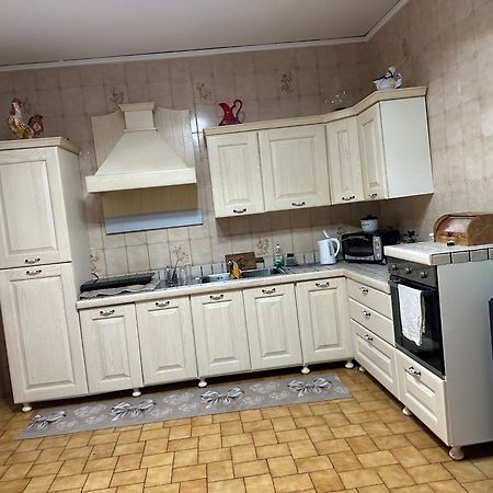 B&B Mageva Napoli Bagian luar foto