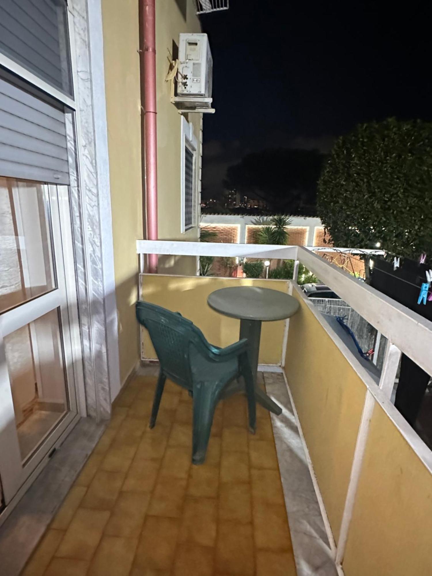 B&B Mageva Napoli Bagian luar foto